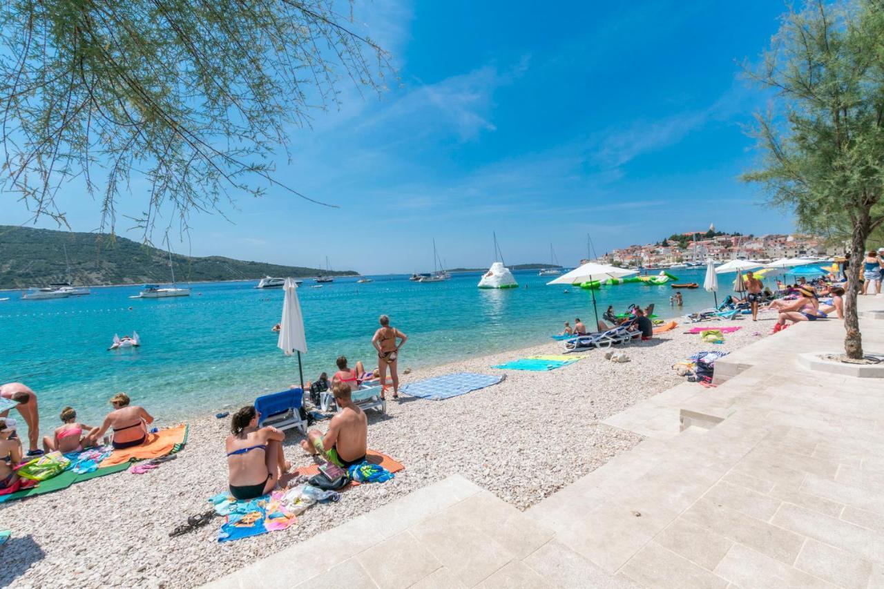Apartment Ivan Primošten Dış mekan fotoğraf