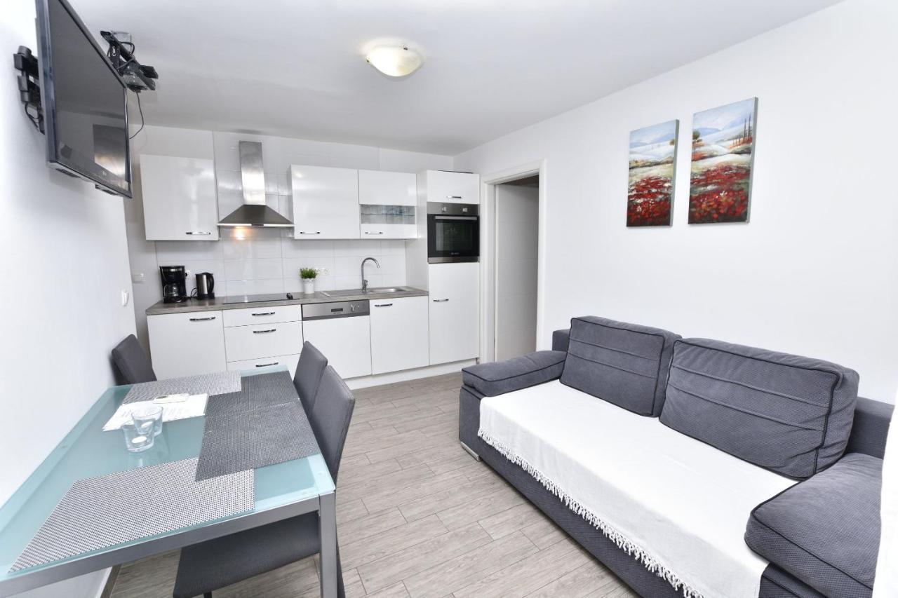 Apartment Ivan Primošten Dış mekan fotoğraf